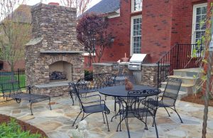 A LUXURY OUTDDOR WITH PATIO AND FIRE PLACE